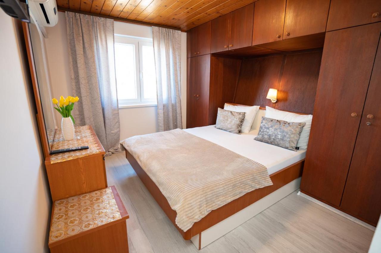 Rooms Magnolia With Pool 诺瓦利娅 外观 照片